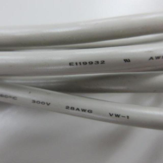 中古品 ケーブル LLB4201 CSA AWM T/U A 80℃ 300V 28AWG FT < 家電/AV  中古品 ケーブル LLB4201 CSA AWM T/U A 80℃ 300V 28AWG FT < 家電/AVの