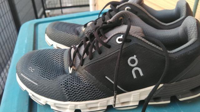 on(オン) ジョギングシューズ ランニング < 男性ファッション on(オン) ジョギングシューズ ランニング < 男性ファッションの