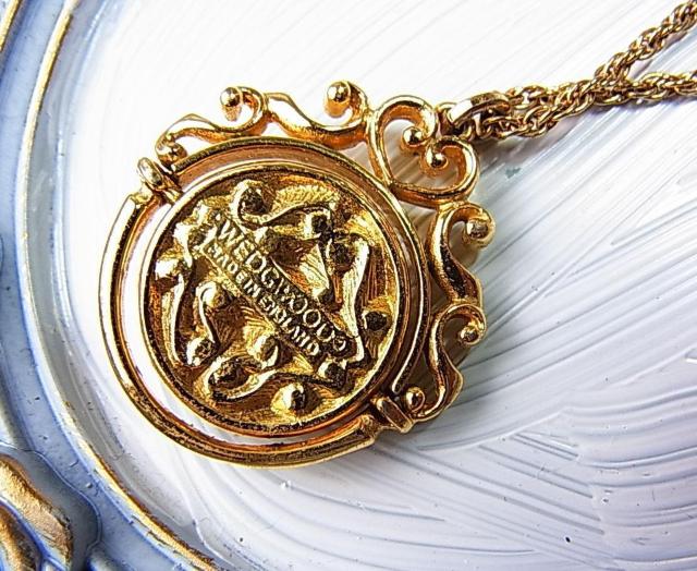 500円スタ【正規品・美品・希少】WEDGWOOD ウエッジウッド ジャスパー 回転式ネックレス(ピンクジャスパー/リバーシブル) < 女性アクセサリー/時計 500円スタ【正規品・美品・希少】WEDGWOOD ウエッジウッド ジャスパー 回転式ネックレス(ピンクジャスパー/リバーシブル) < 女性アクセサリー/時計の