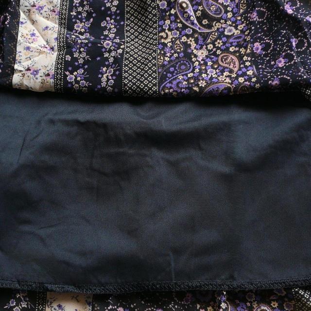 新品 9886 L−LL ティアード シフォン ワンピース パープル系 秋 レディース 共布リボン パッチワーク風柄 上品 < 女性ファッション 新品 9886 L−LL ティアード シフォン ワンピース パープル系 秋 レディース 共布リボン パッチワーク風柄 上品 < 女性ファッションの