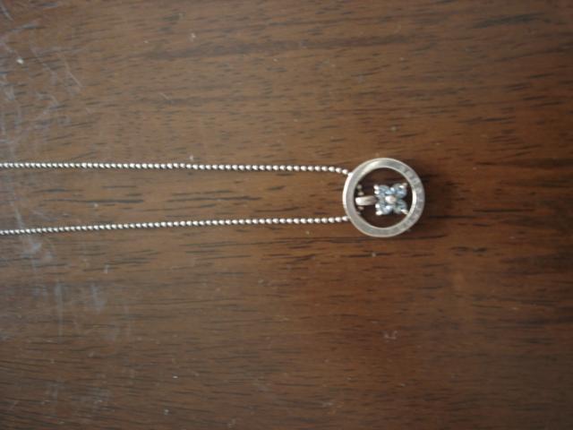 ���N���[�W���@Courreges �@�R�������f�U�C���l�b�N���X���������I �� �u�����h�� 