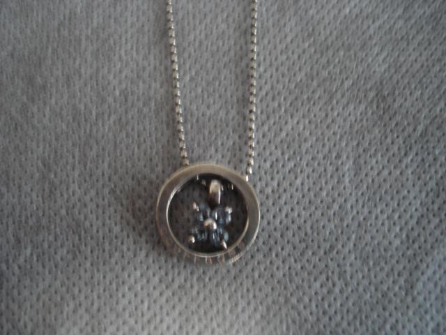 ���N���[�W���@Courreges �@�R�������f�U�C���l�b�N���X���������I �� �u�����h�� 