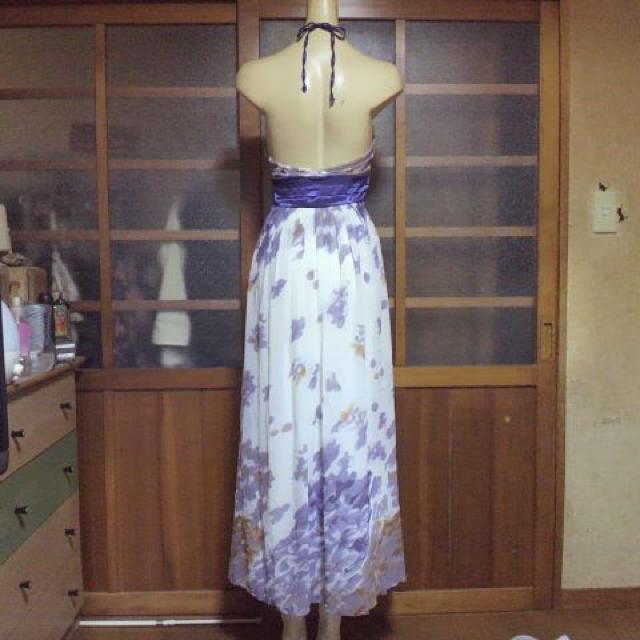 パープル花柄 ホルターロングドレス < 女性ファッション  パープル花柄 ホルターロングドレス < 女性ファッションの