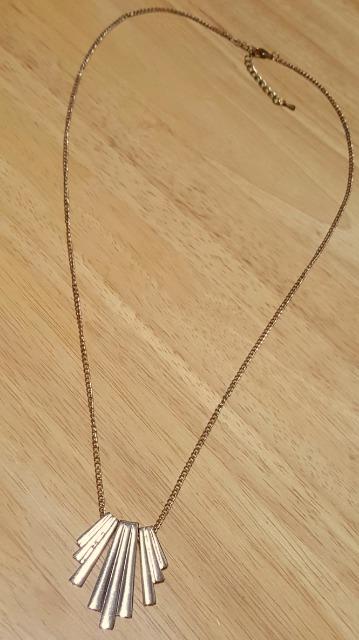 デザイン★ロングネックレス★ < 女性アクセサリー/時計 デザイン★ロングネックレス★ < 女性アクセサリー/時計の