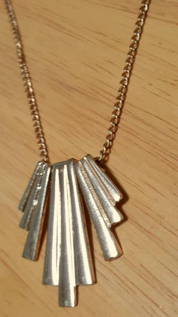 デザイン★ロングネックレス★ < 女性アクセサリー/時計 デザイン★ロングネックレス★ < 女性アクセサリー/時計の