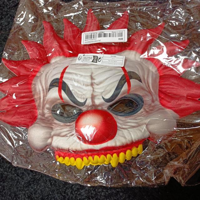 新品★パンクピエロフェイスカバー/レッド < 女性ファッション  新品★パンクピエロフェイスカバー/レッド < 女性ファッションの