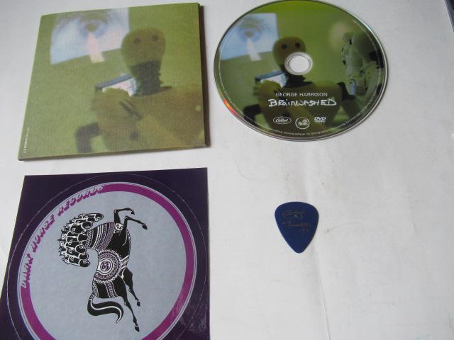 ジョージ・ハリスン CD 「 Brainwashed 」 ボーナスDVD、大型ポスター、ステッカー付き限定仕様。 < タレントグッズ  ジョージ・ハリスン CD 「 Brainwashed 」 ボーナスDVD、大型ポスター、ステッカー付き限定仕様。 < タレントグッズの