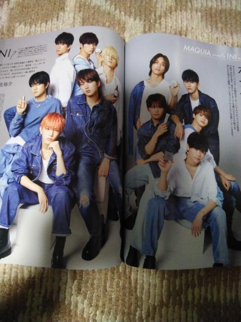 I N I MAQUIA  2023N11  ؂蔲  ^gObY 