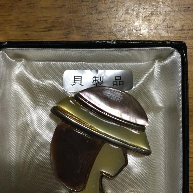ブローチ 貝製品 < 女性アクセサリー/時計  ブローチ 貝製品 < 女性アクセサリー/時計の