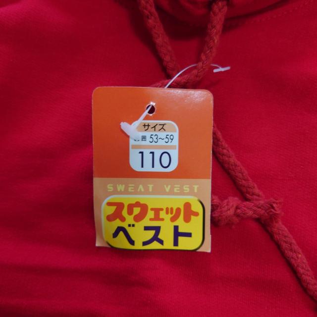 新品タグ付き ノースリーブスエットトップス 赤 110 サンタコスプレ < キッズ/ベビー  新品タグ付き ノースリーブスエットトップス 赤 110 サンタコスプレ < キッズ/ベビーの