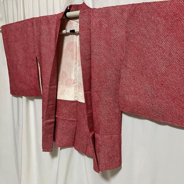 未使用 羽織 しぼり 正絹 赤系 しつけ有 絞 着用可 リメイクにも < 女性ファッション 未使用 羽織 しぼり 正絹 赤系 しつけ有 絞 着用可 リメイクにも < 女性ファッションの