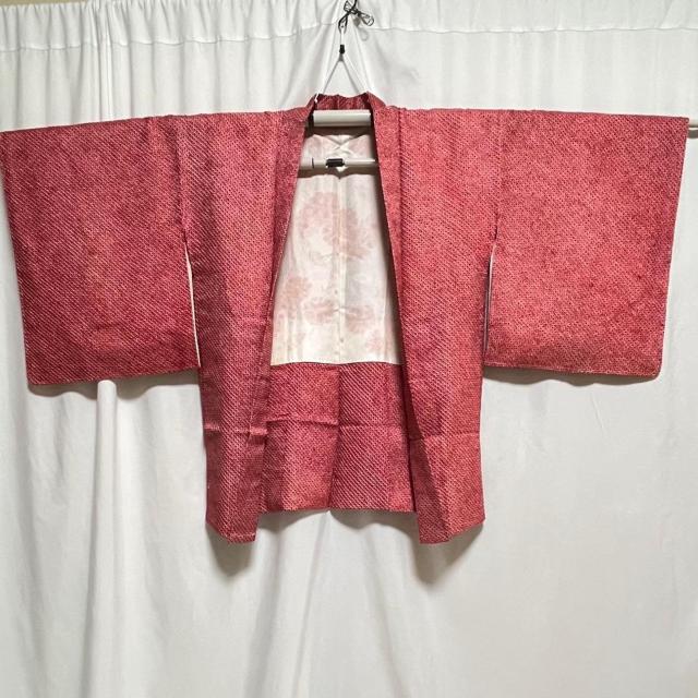未使用 羽織 しぼり 正絹 赤系 しつけ有 絞 着用可 リメイクにも < 女性ファッション 未使用 羽織 しぼり 正絹 赤系 しつけ有 絞 着用可 リメイクにも < 女性ファッションの
