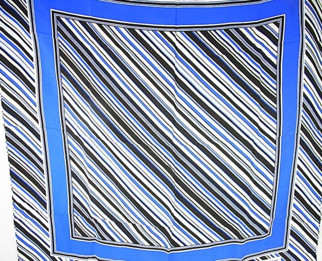 500円スタ【正規】GIVENCHY(ジバンシィ) シルク100% スカーフ 74×73cm < ブランド 500円スタ【正規】GIVENCHY(ジバンシィ) シルク100% スカーフ 74×73cm < ブランドの