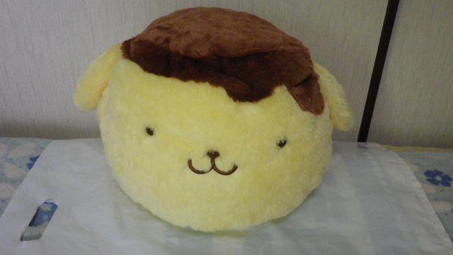 ポムポムプリン プリン型BIGクッション ぬいぐるみ < アニメ/コミック/キャラクター  ポムポムプリン プリン型BIGクッション ぬいぐるみ  < アニメ/コミック/キャラクターの