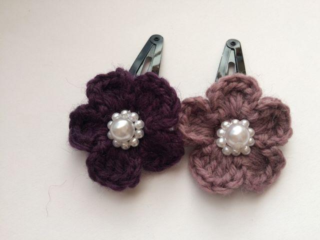 ハンドメイド スリーピン パッチンピン お花ふたつ♪ ウール 紫 < 女性ファッション  ハンドメイド スリーピン パッチンピン お花ふたつ♪ ウール 紫  < 女性ファッションの
