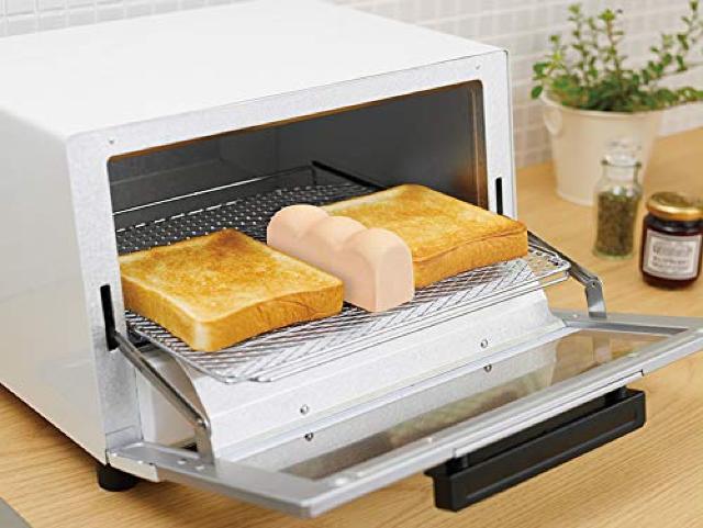 マーナ パン型 ホワイト 3.6×4.6×9.7cm トーストスチーマー < インテリア/ライフ マーナ パン型 ホワイト 3.6×4.6×9.7cm トーストスチーマー < インテリア/ライフの