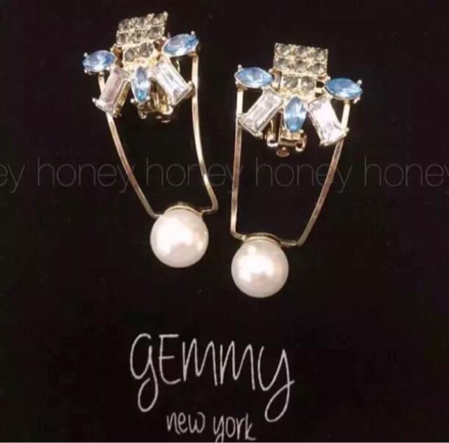 送料無料●石原さとみ●ドラマ着用●定価4,860円【新品】パールイヤリング < ブランド 送料無料●石原さとみ●ドラマ着用●定価4,860円【新品】パールイヤリング < ブランドの