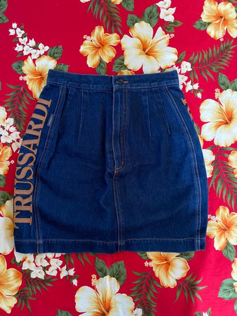 TRUSSARDIKifj~jXJ[g40   uh 