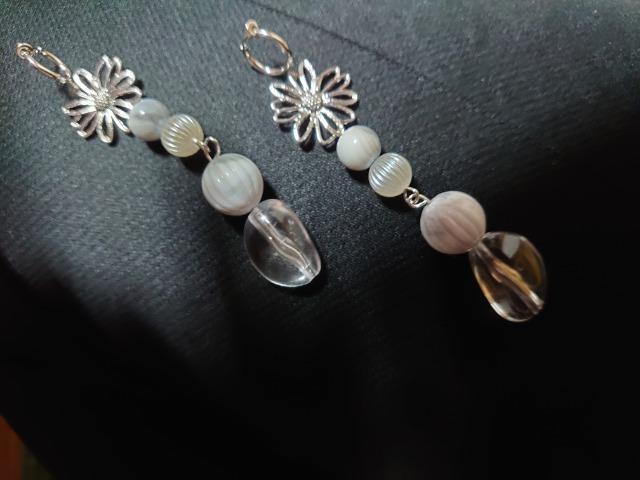 ハンドメイド★イヤリング。ノンホールシルバー。花 < 女性ファッション  ハンドメイド★イヤリング。ノンホールシルバー。花  < 女性ファッションの