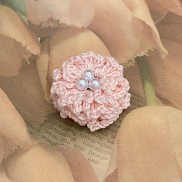 ハンドメイド♪レース編みお花モチーフのブローチ < 女性ファッション  ハンドメイド♪レース編みお花モチーフのブローチ  < 女性ファッションの