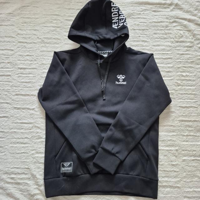 hummel�p�[�J�[  �� �u�����h�� 