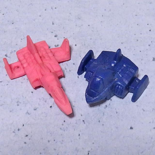 ○コアファイター 消しゴム人形 2種類(機動戦士ガンダム) < アニメ/コミック/キャラクター ○コアファイター 消しゴム人形 2種類(機動戦士ガンダム) < アニメ/コミック/キャラクターの