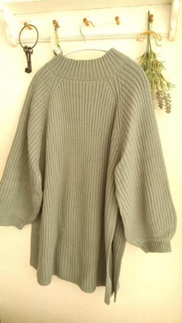 titivata*新品**ボリュームスリーブ スリットリブニット < ブランド  titivata*新品**ボリュームスリーブ スリットリブニット < ブランドの