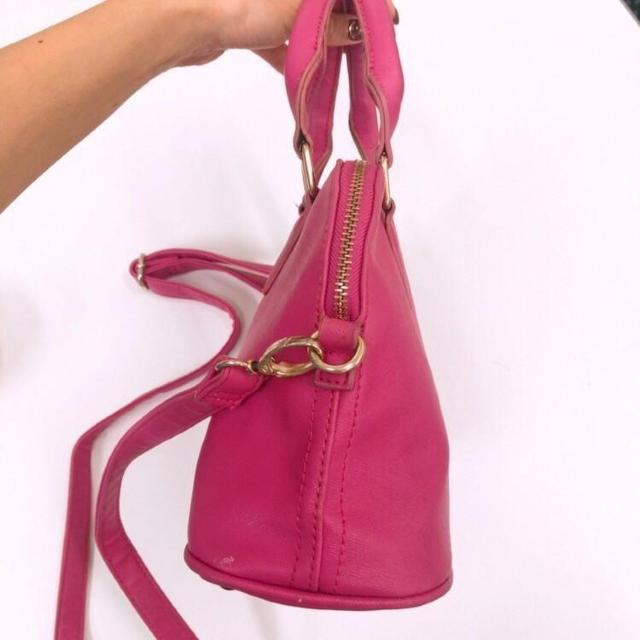 ◆ピンク色ミニバッグ◆海外セレブ系同型♪2WAYショルダー付♪ギャルコーデ★ < 女性ファッション  ◆ピンク色ミニバッグ◆海外セレブ系同型♪2WAYショルダー付♪ギャルコーデ★ < 女性ファッションの
