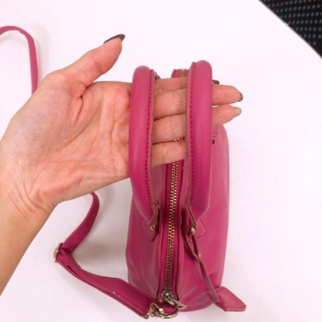 ◆ピンク色ミニバッグ◆海外セレブ系同型♪2WAYショルダー付♪ギャルコーデ★ < 女性ファッション  ◆ピンク色ミニバッグ◆海外セレブ系同型♪2WAYショルダー付♪ギャルコーデ★ < 女性ファッションの