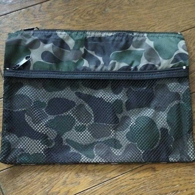 ポーチ 迷彩 美品 27.5?21 < 男性ファッション  ポーチ 迷彩 美品 27.5?21  < 男性ファッションの