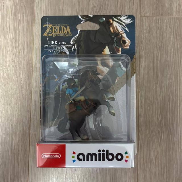 amiibo N(R) uX Iu U Ch ViJi   Q[{/\tg 