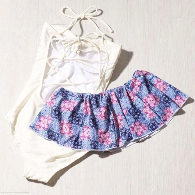 新品!!◆ムラスポ購入O'NEILL/オニール水着2点セット★ホワイトM*海外旅行*海コーデ < 女性ファッション 新品!!◆ムラスポ購入O'NEILL/オニール水着2点セット★ホワイトM*海外旅行*海コーデ < 女性ファッションの