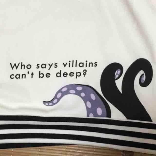 ディズニーヴィランズ・アースラプルオーバー < 女性ファッション ディズニーヴィランズ・アースラプルオーバー < 女性ファッションの