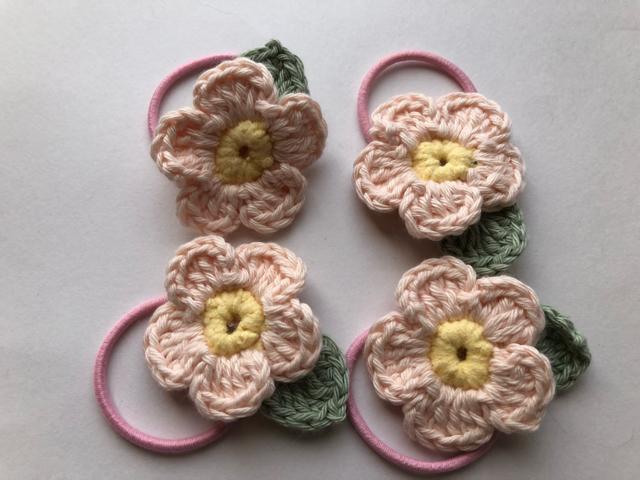 ハンドメイド ヘアゴム ピンクのお花 コットン 小さなお子様用 < 女性ファッション  ハンドメイド ヘアゴム ピンクのお花 コットン 小さなお子様用  < 女性ファッションの
