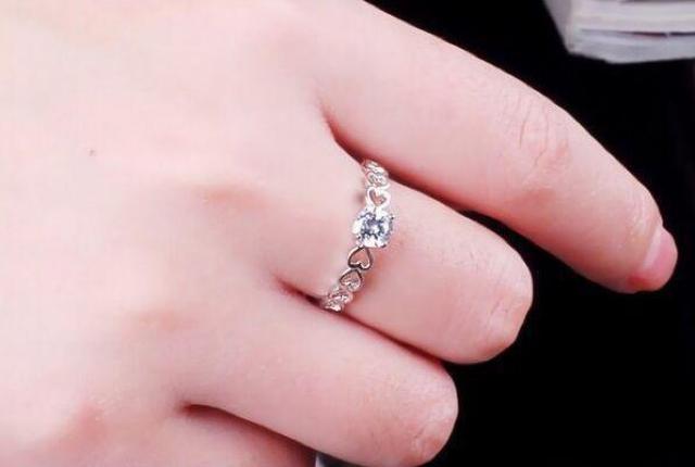 婚約指輪 カップル用 3.0ct Czダイヤ ハート リング 22号 ジルコニア ギフト ホワイトゴールド 新品 < 女性アクセサリー/時計  婚約指輪 カップル用 3.0ct Czダイヤ ハート リング 22号 ジルコニア ギフト ホワイトゴールド 新品 < 女性アクセサリー/時計の