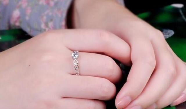 婚約指輪 カップル用 3.0ct Czダイヤ ハート リング 22号 ジルコニア ギフト ホワイトゴールド 新品 < 女性アクセサリー/時計  婚約指輪 カップル用 3.0ct Czダイヤ ハート リング 22号 ジルコニア ギフト ホワイトゴールド 新品 < 女性アクセサリー/時計の