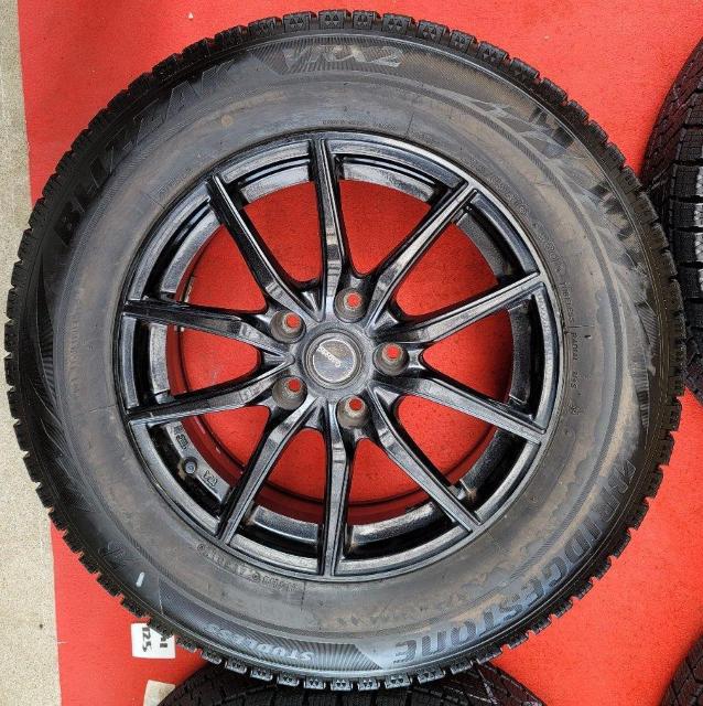 GXs[h 16~6.5J 5H PCD114.3 IS38 uaXgBLIZZAK VRX2 (215/65R16) 4{Z  /oCN