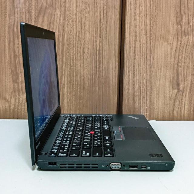 Lenovo ThinkPad Corei5 8GB ViSSD256GB WebJ Windows11 m[gp\R  PC{/Ӌ@ 
