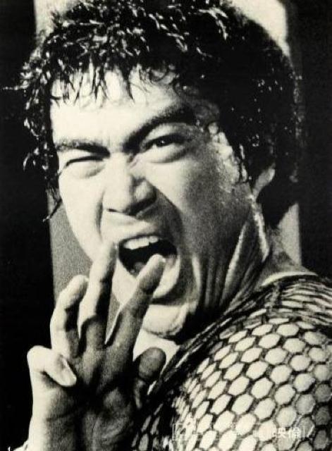 �������n���� ��t�]��  ��t�^��@�u����x�q �� CD/DVD/�r�f�I�� 