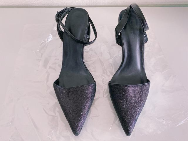 EMODABLACKエモダブラックラメグリッターアンクルストラップポインテッドトゥパンプスサンダル黒靴 < ブランド  EMODABLACKエモダブラックラメグリッターアンクルストラップポインテッドトゥパンプスサンダル黒靴 < ブランドの