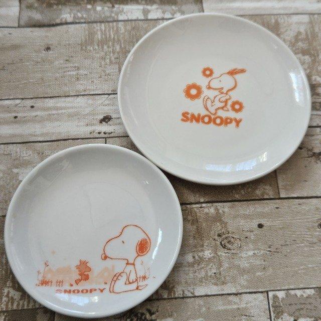 新品 スヌーピー プレート 2枚セット 小皿 豆皿 オレンジ 花柄 街並み 食器 ウッドストック < アニメ/コミック/キャラクター  新品 スヌーピー プレート 2枚セット 小皿 豆皿 オレンジ 花柄 街並み 食器 ウッドストック  < アニメ/コミック/キャラクターの