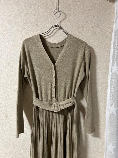 新品タグ付きNinety★ニットワンピース < 女性ファッション 新品タグ付きNinety★ニットワンピース < 女性ファッションの