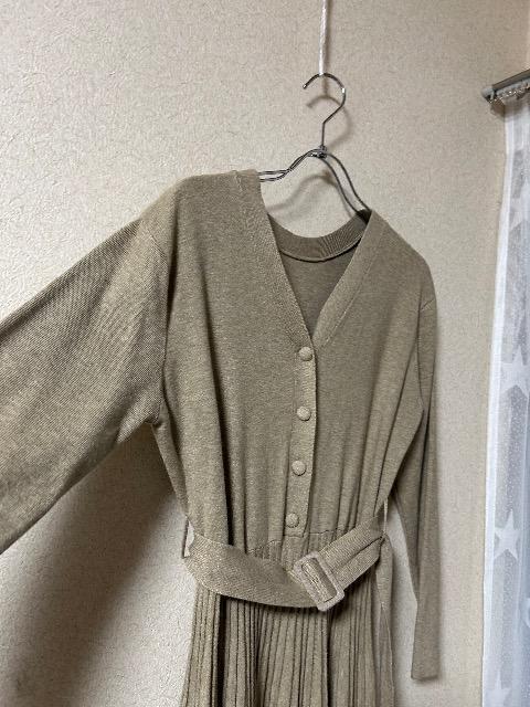 新品タグ付きNinety★ニットワンピース < 女性ファッション 新品タグ付きNinety★ニットワンピース < 女性ファッションの