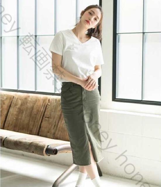 期間限定セール●華奢魅せ【新品未使用】ボーダー VネックTシャツ●F フリーサイズ < 女性ファッション  期間限定セール●華奢魅せ【新品未使用】ボーダー VネックTシャツ●F フリーサイズ < 女性ファッションの