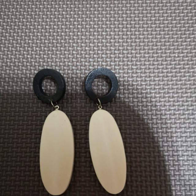 ピアス < 女性アクセサリー/時計  ピアス < 女性アクセサリー/時計の