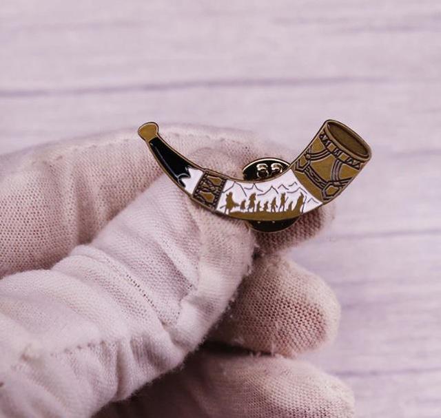 新品 ロード・オブ・ザ・リング ピンブローチ ピンバッジ ピンズ < 女性アクセサリー/時計  新品 ロード・オブ・ザ・リング ピンブローチ ピンバッジ ピンズ < 女性アクセサリー/時計の