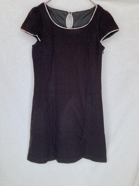 L.R キャプスリーブ フォーマル ワンピース 9号(M) 黒 N2m < 女性ファッション  L.R キャプスリーブ フォーマル ワンピース 9号(M) 黒 N2m  < 女性ファッションの