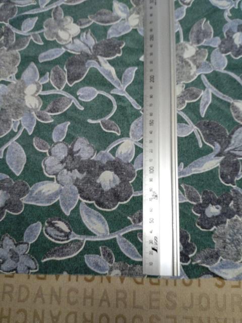 レトロ(S5820)約108cm幅×約0.7m・ポリエステルのプリント生地 < ペット/手芸/園芸 レトロ(S5820)約108cm幅×約0.7m・ポリエステルのプリント生地 < ペット/手芸/園芸の