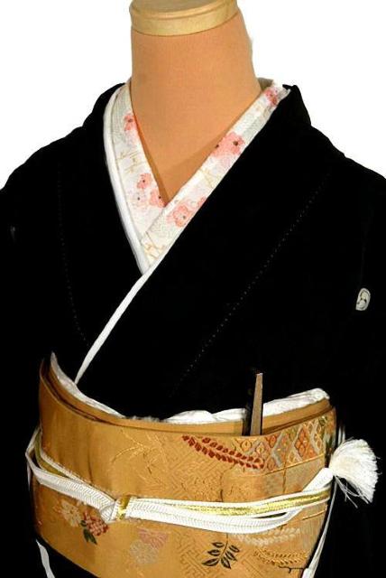 黒留袖 最高峰 本場加賀友禅作家 佐藤潤 弘前城 風景 花柄 比翼付 身丈159cm 裄64cm クリーニング済 T3614 < 女性ファッション 黒留袖 最高峰 本場加賀友禅作家 佐藤潤 弘前城 風景 花柄 比翼付 身丈159cm 裄64cm クリーニング済 T3614 < 女性ファッションの