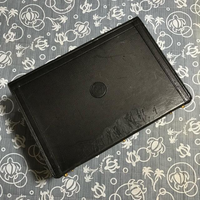 スーパーレア オールドグッチ パイロットケース トランク ブラックレザー < ブランド スーパーレア オールドグッチ パイロットケース トランク ブラックレザー < ブランドの